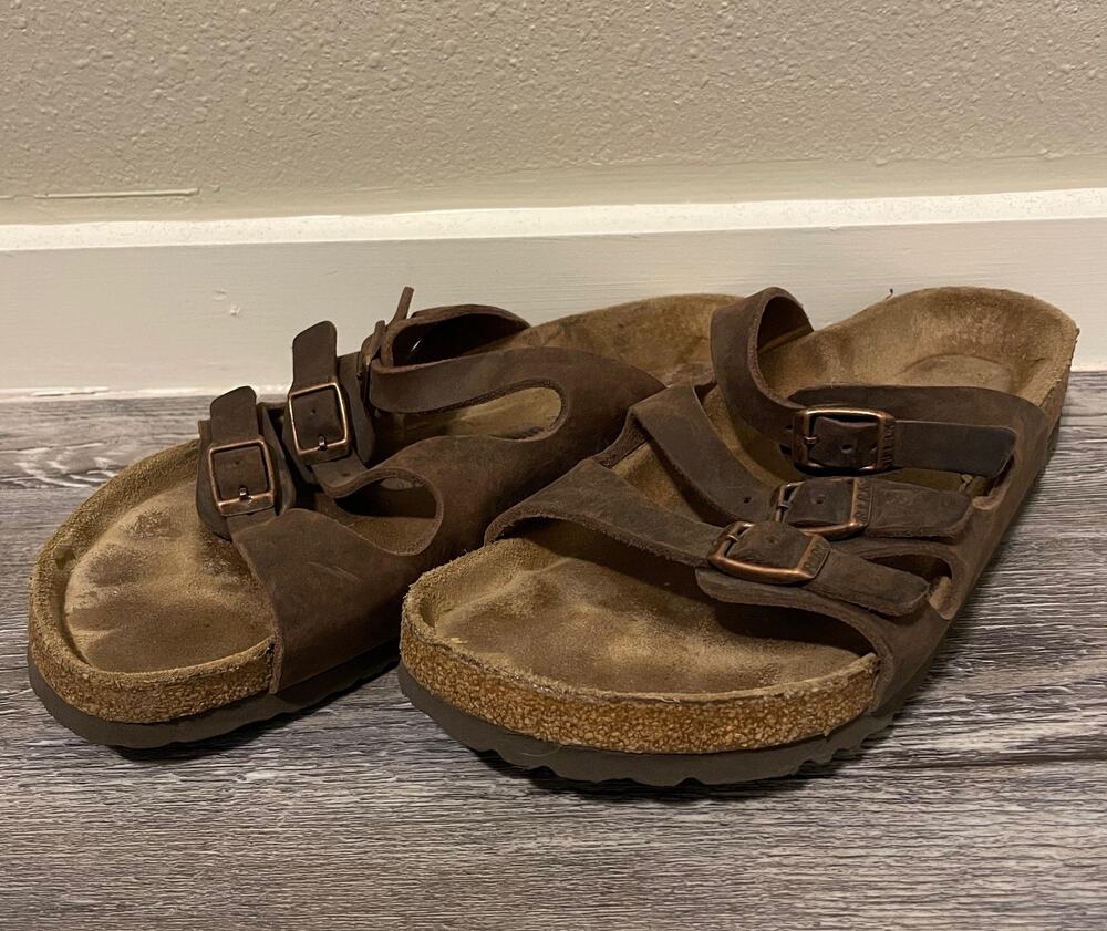Birkenstock Florida Soft Footbed Sandals in Habana Womens US 7 EU 38 Leather